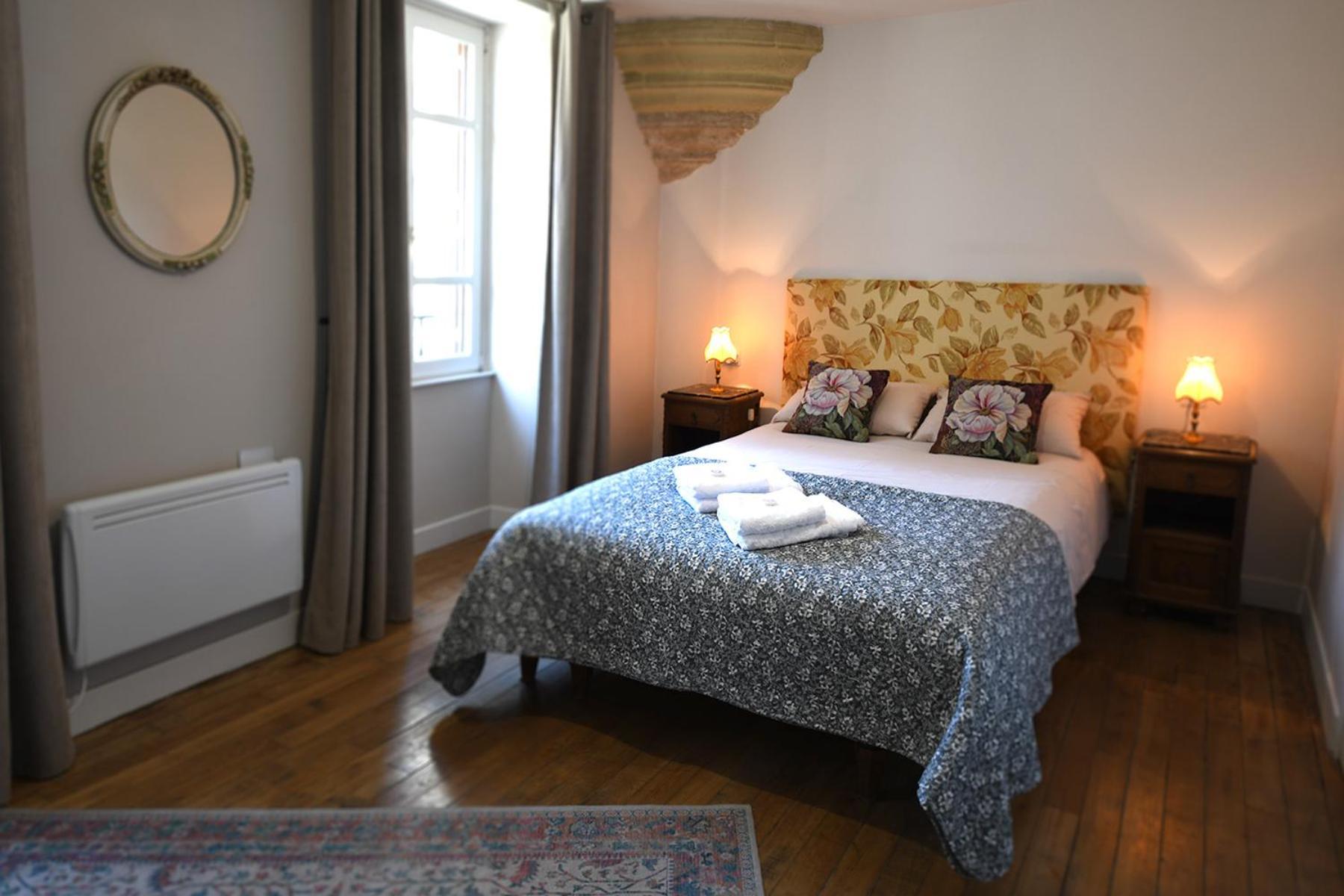 Pat A Touille Bed & Breakfast Treignac Dış mekan fotoğraf